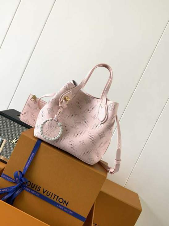 Picture of Louis Vuitton Handbags _SKUfw229777111fw